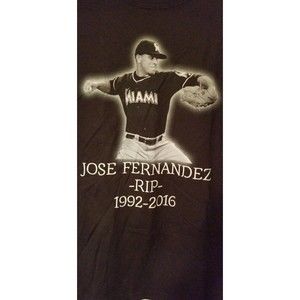 Jose Fernandez Miami Marlins Baseball Memorial RIP Black T-Shirt Large Adult